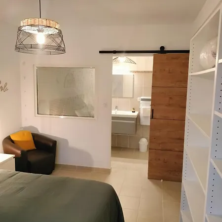 Eden En Luberon Apartment Roussillon  Exterior photo